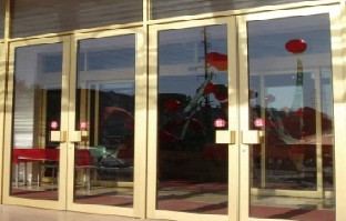 FA90系列高檔型地彈門