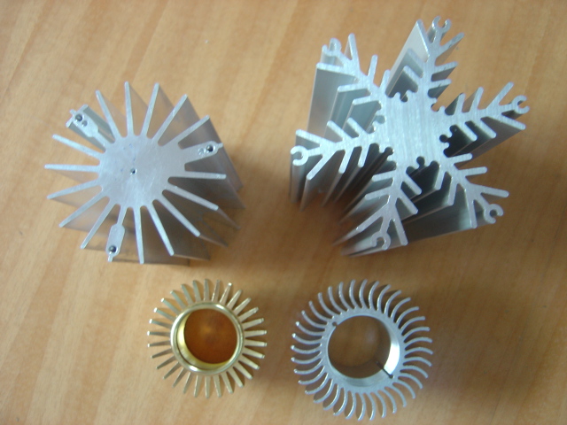 ����X�Ͳġ��X����ɢ��Ƭ